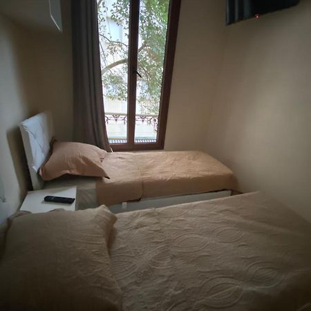 Rent Appart - La Garenne Colombes ภายนอก รูปภาพ