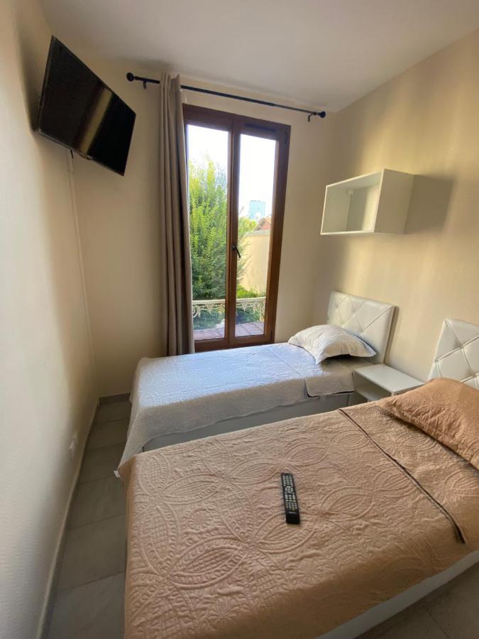 Rent Appart - La Garenne Colombes ภายนอก รูปภาพ